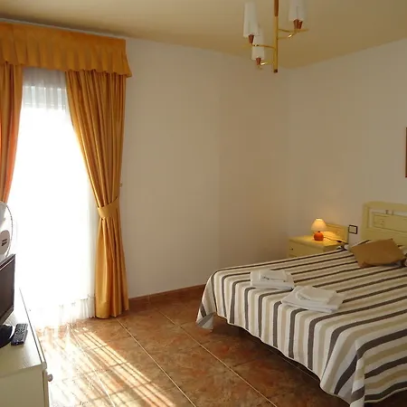 La Fonda * Ινχένιο